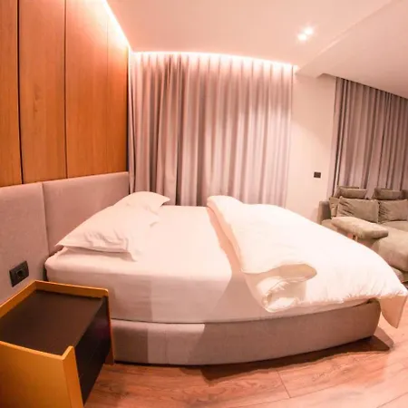 Apartment The Luxury Hideway Vlore
