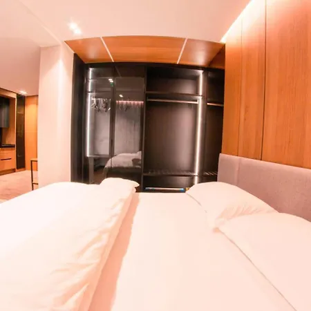 The Luxury Hideway Apartment Vlore